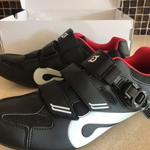 Peloton cycling shoes size 43